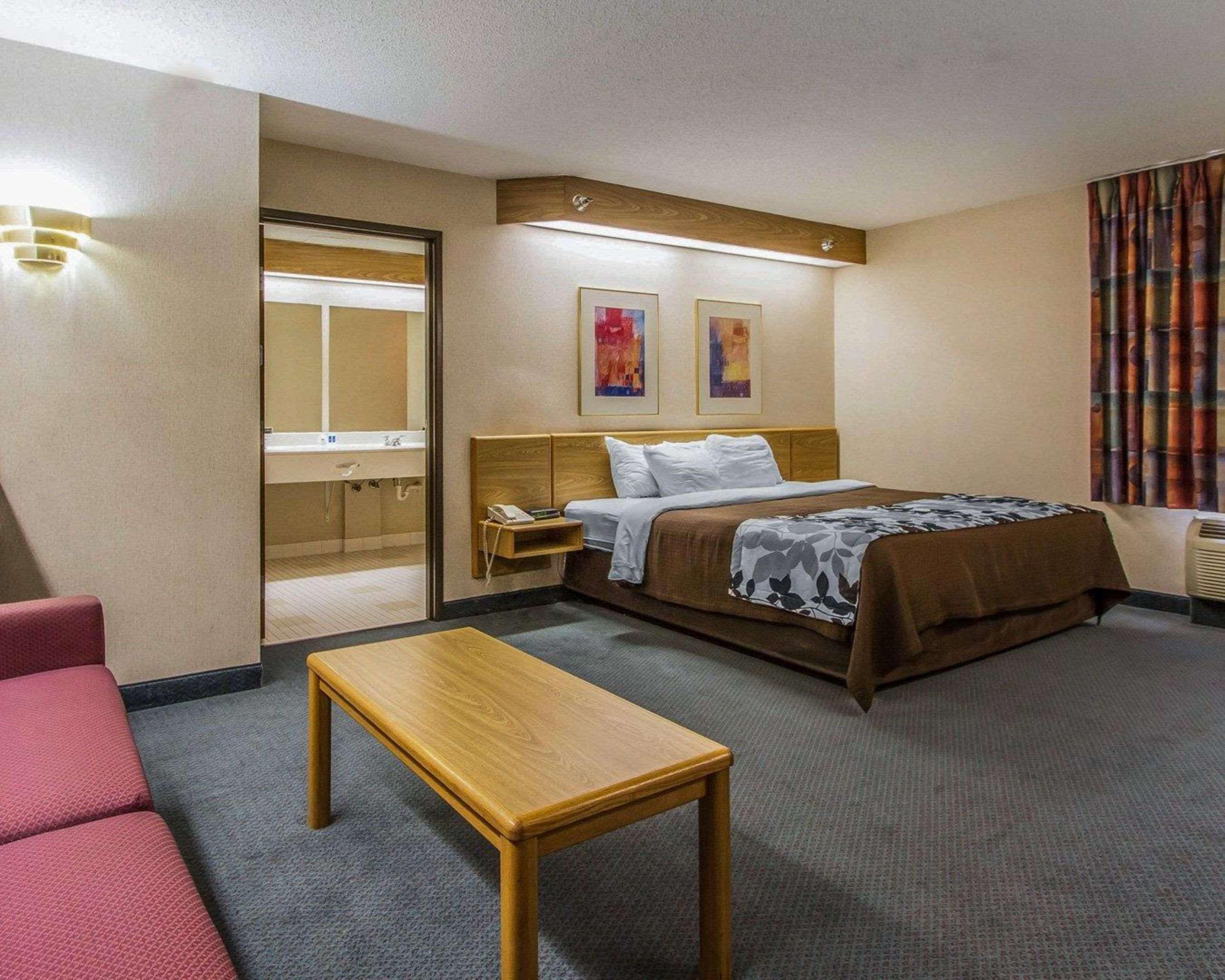 Rodeway Inn Fremont Екстер'єр фото